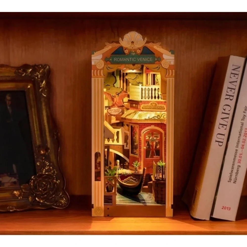 Rolife 3D Wooden Book Nook‎ & wonderland Kit DIY Miniature Venice LED Bookshelf